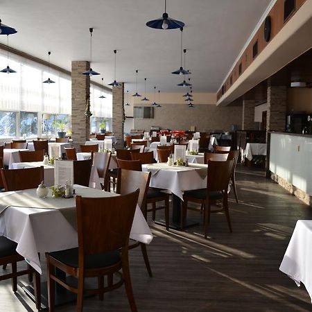 Hotel Patria Trutnov Extérieur photo