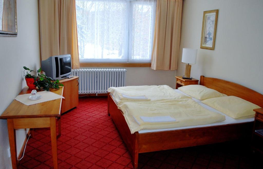 Hotel Patria Trutnov Chambre photo