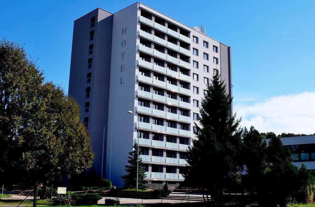 Hotel Patria Trutnov Extérieur photo